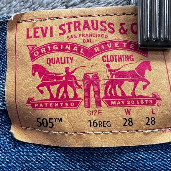Levi’s jeans 505 boys size 16 regular 28x28 GREAT condition! No rips or stains - Picture 4 of 9